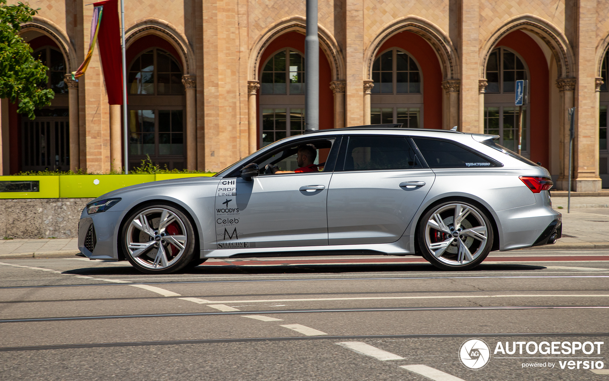 Audi RS6 Avant C8