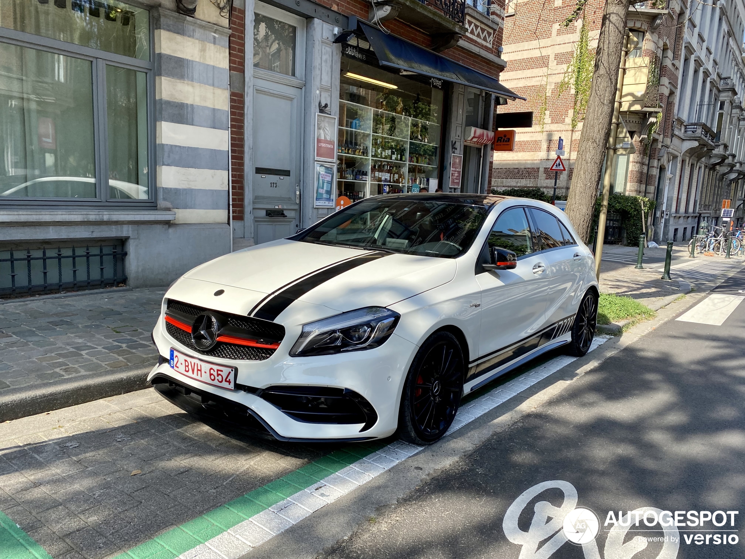 Mercedes-AMG A 45 W176 2015