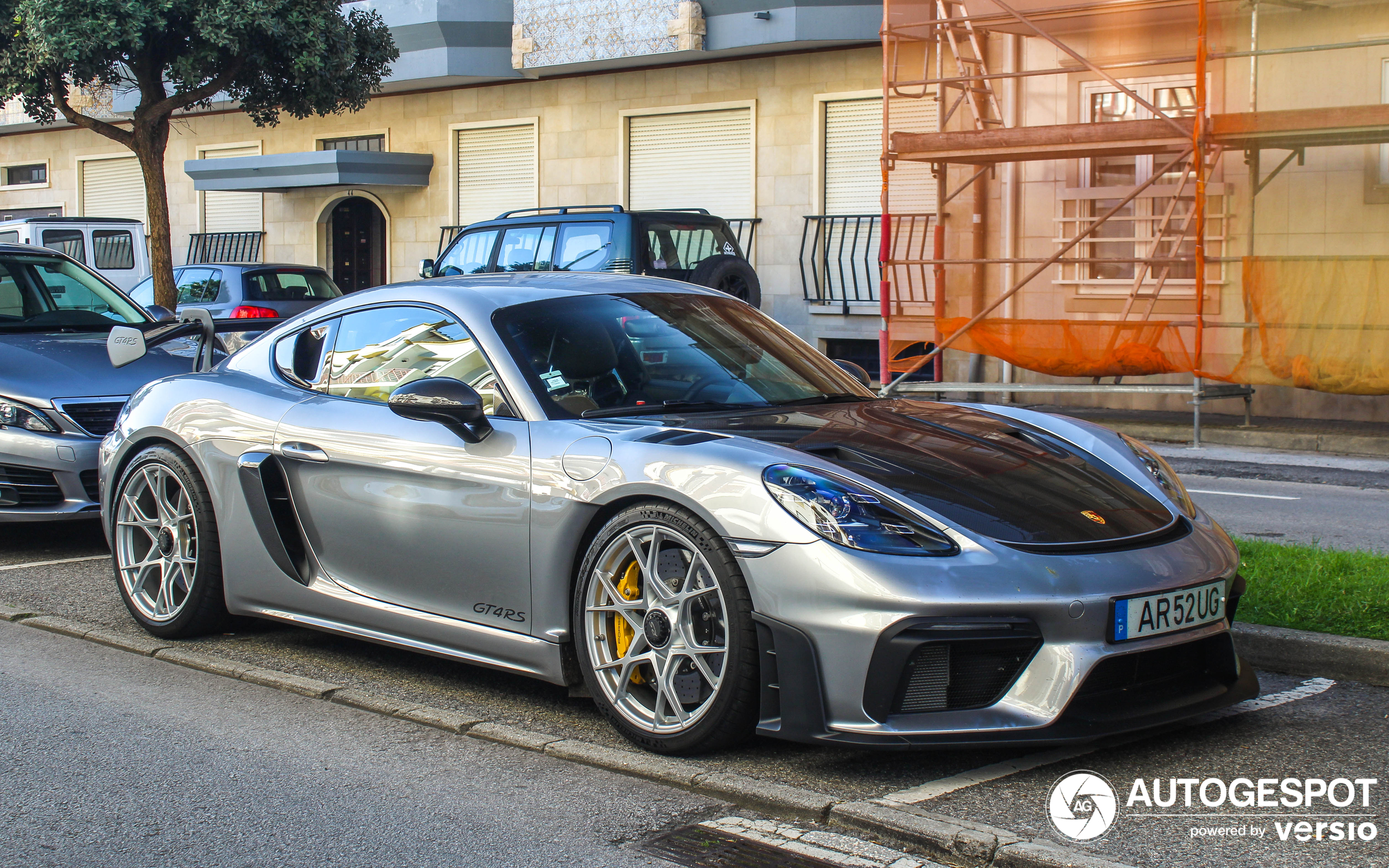 Porsche 718 Cayman GT4 RS Weissach Package