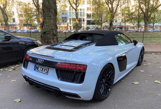 Audi R8 V10 Spyder 2016