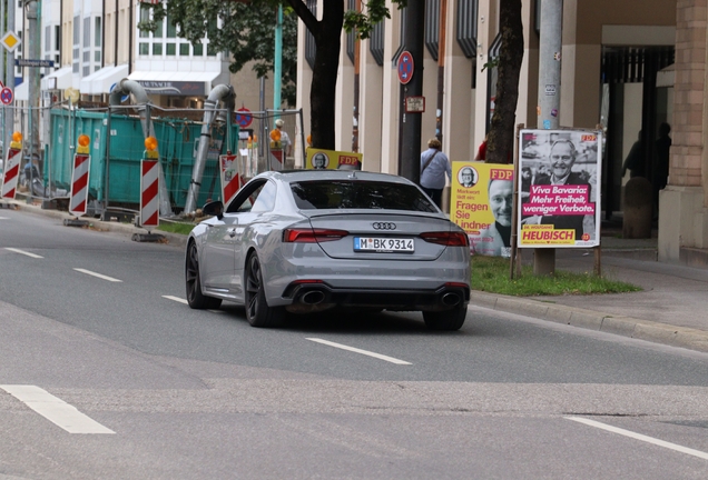 Audi RS5 B9