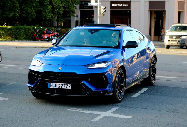 Lamborghini Urus Performante