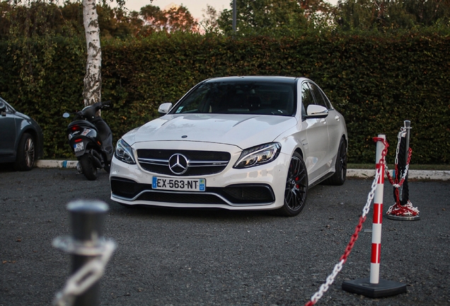 Mercedes-AMG C 63 S W205