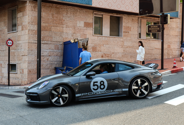 Porsche 992 Sport Classic