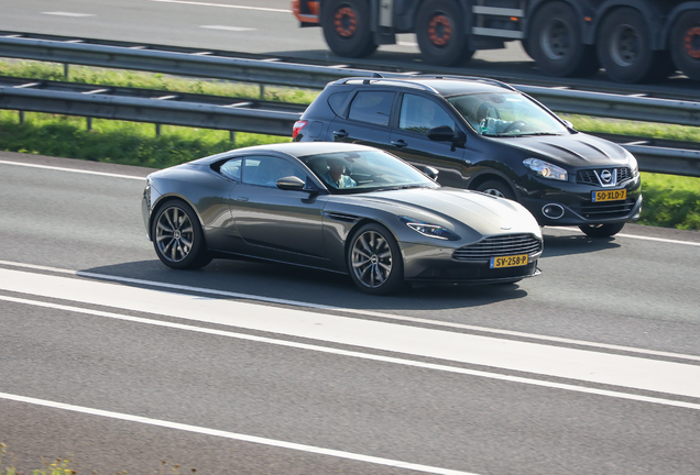 Aston Martin DB11 V8