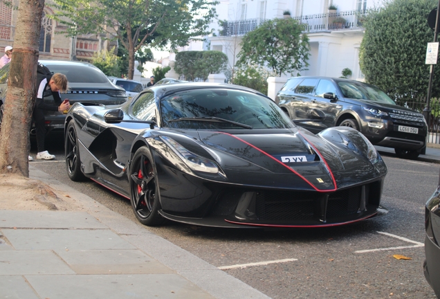 Ferrari LaFerrari Aperta