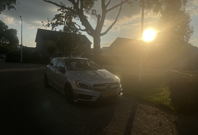 Mercedes-Benz A 45 AMG