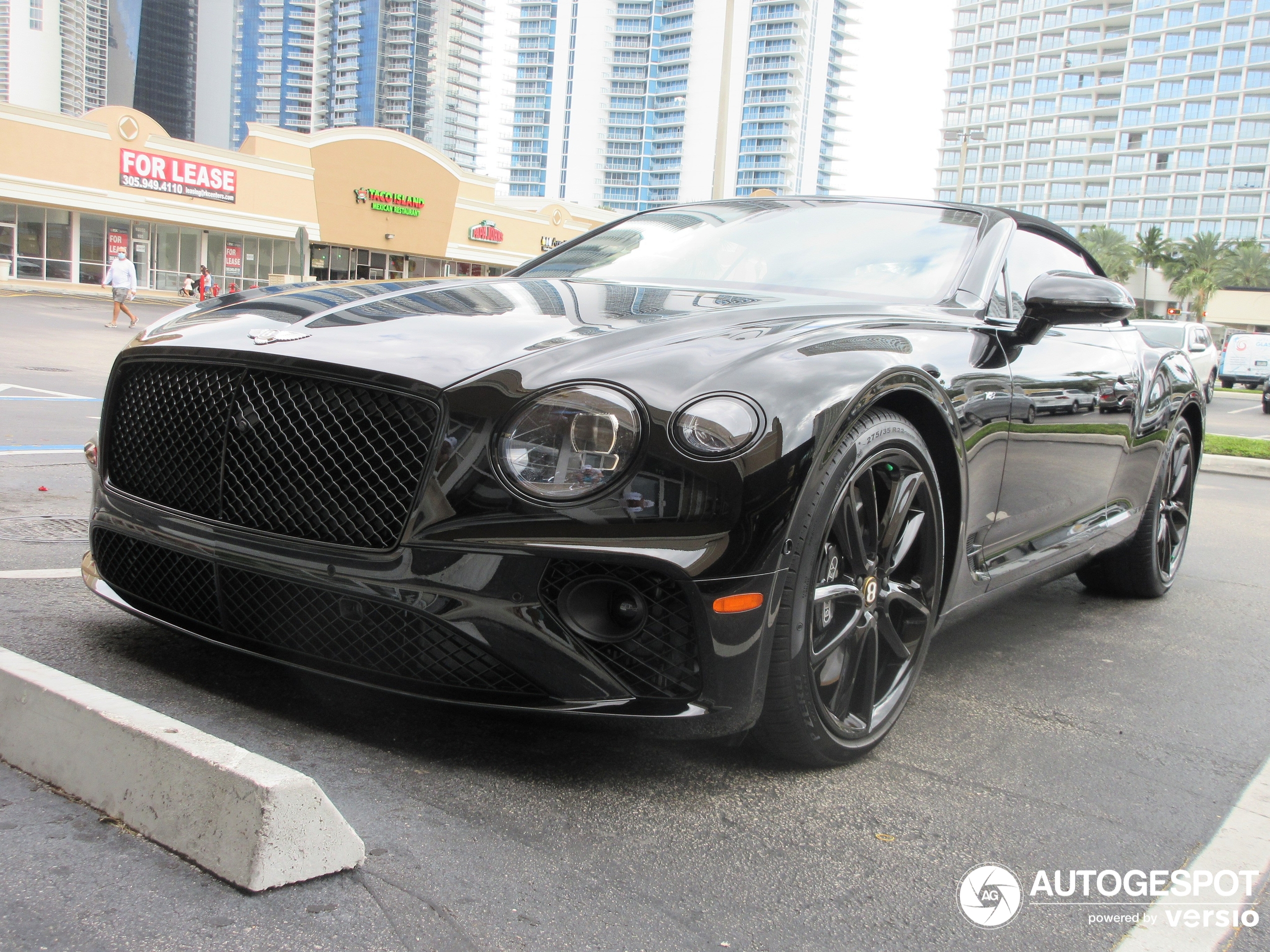 Bentley Continental GTC V8 2020