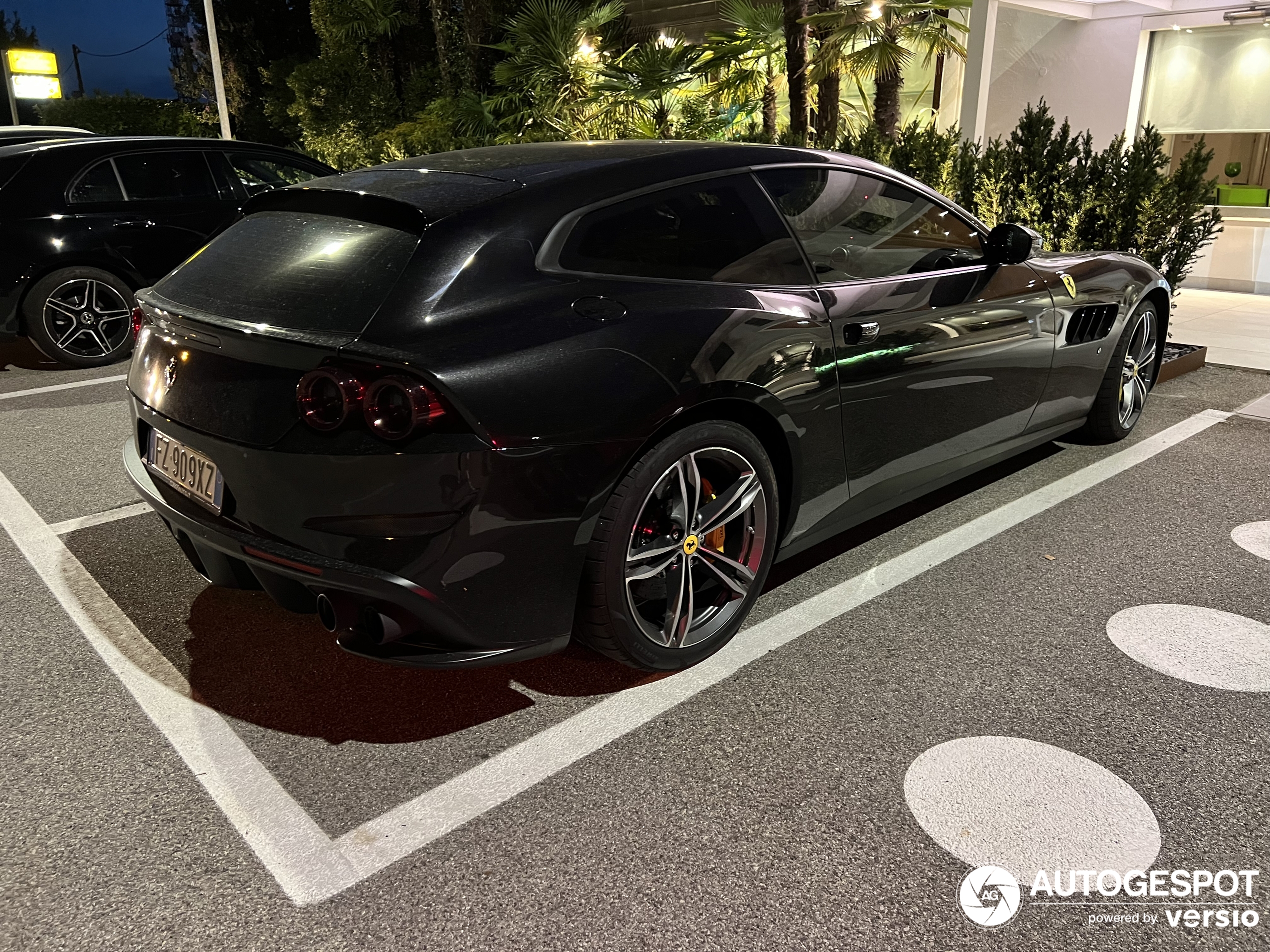 Ferrari GTC4Lusso