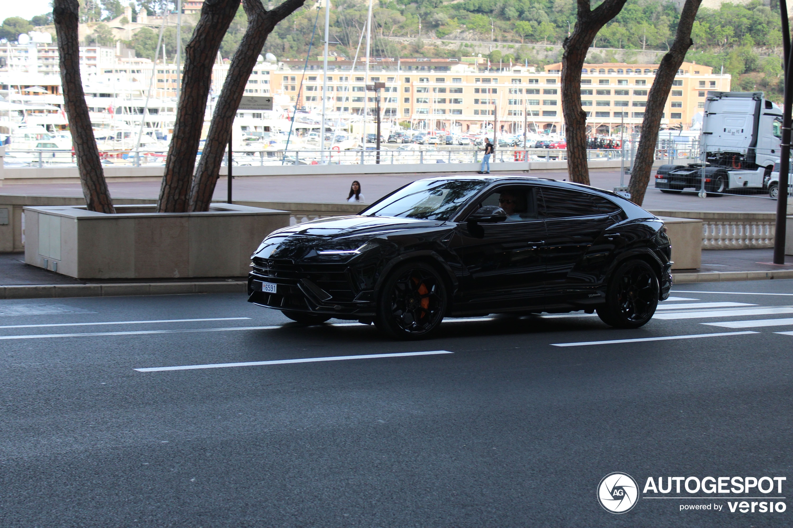 Lamborghini Urus Performante