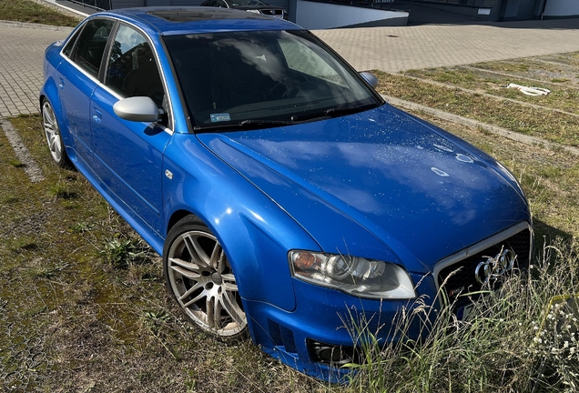 Audi MTM RS4 Sedan