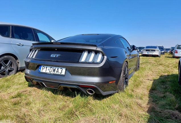 Ford Mustang GT 2015