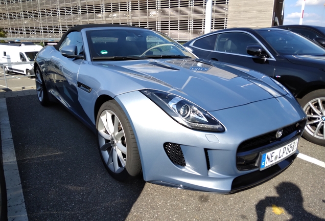 Jaguar F-TYPE S Convertible