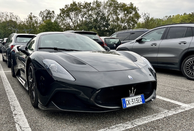 Maserati MC20