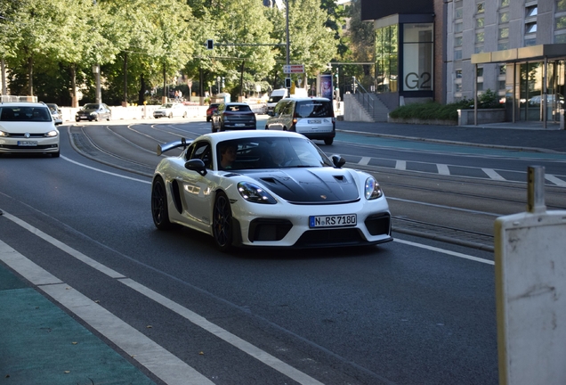 Porsche 718 Cayman GT4 RS Weissach Package