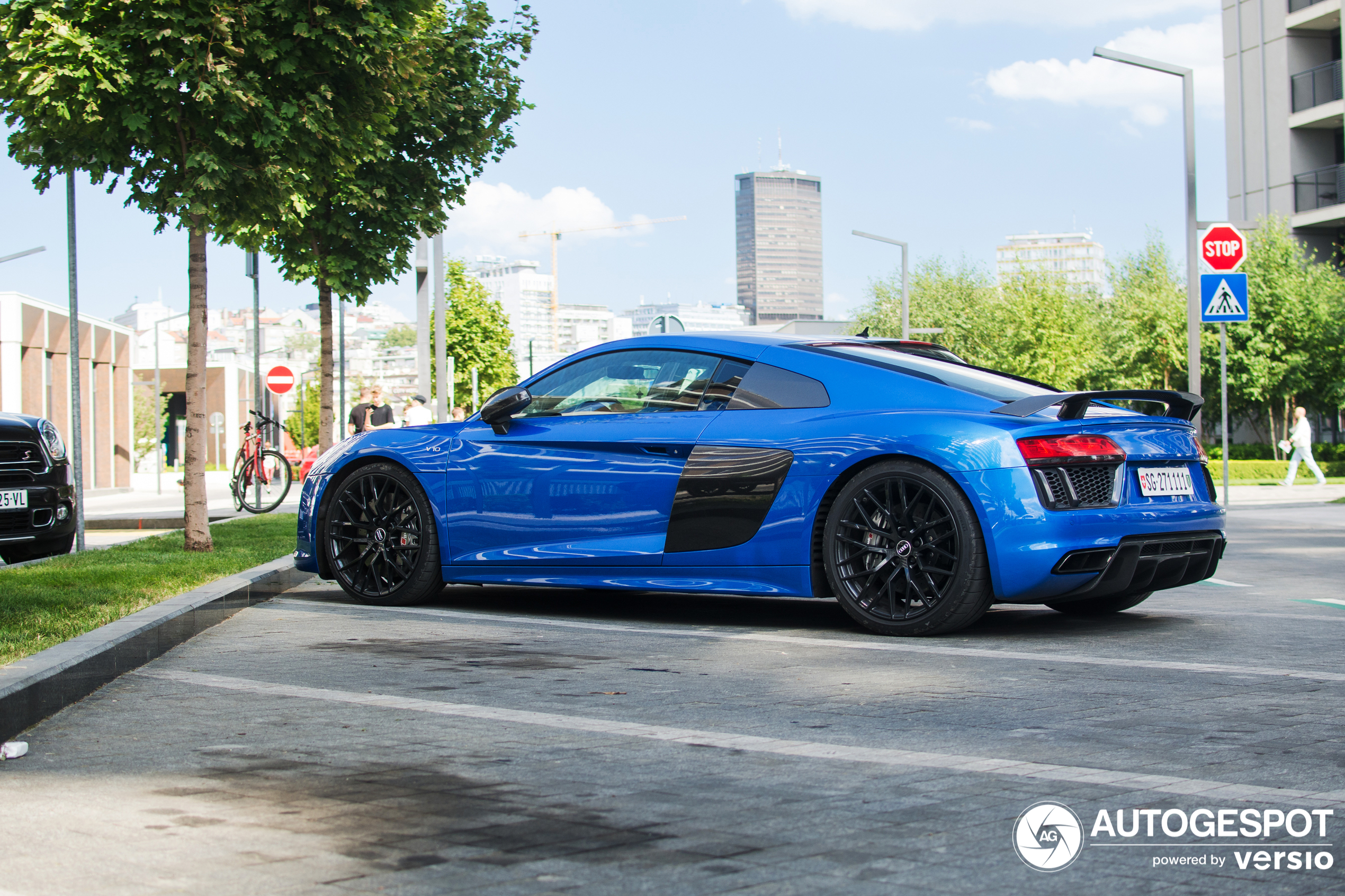 Audi R8 V10 Plus 2015