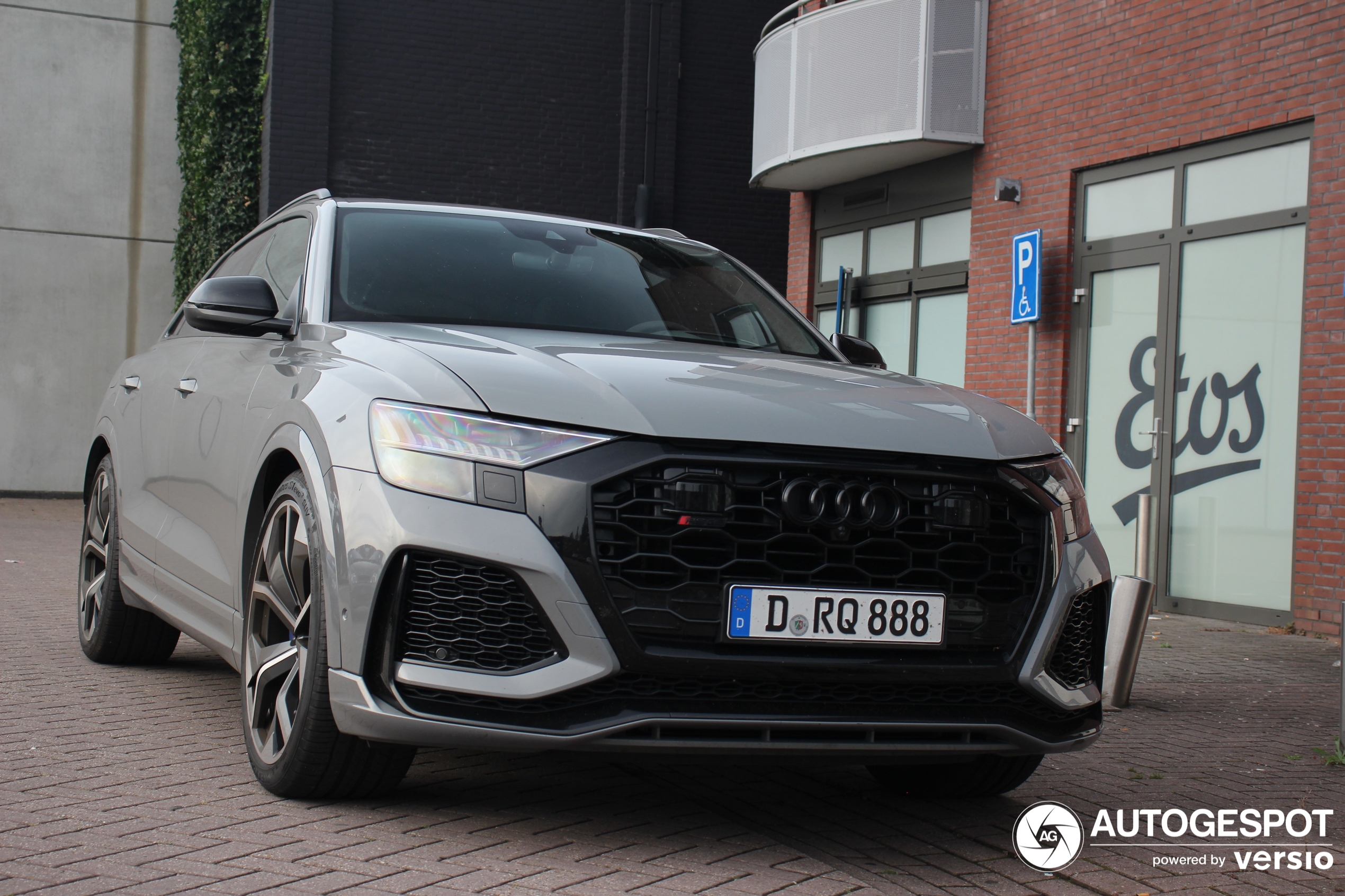 Audi RS Q8