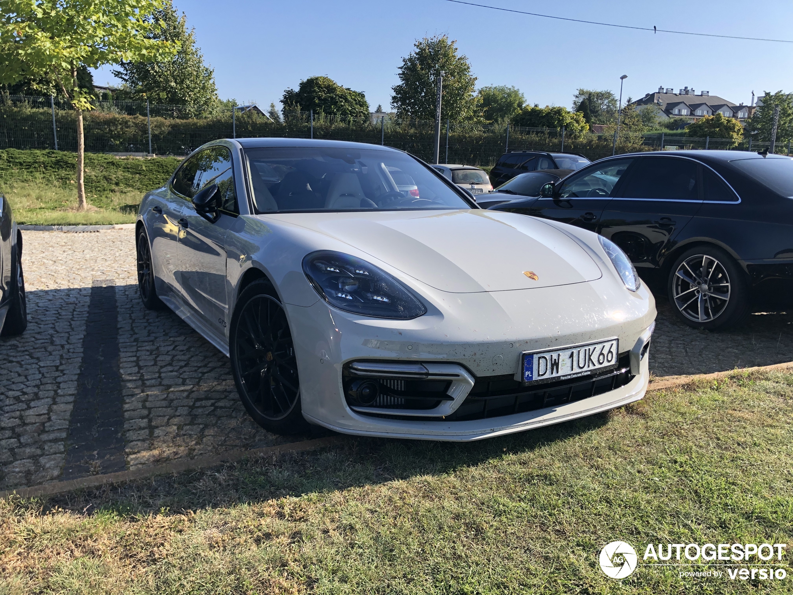 Porsche 971 Panamera GTS MkII