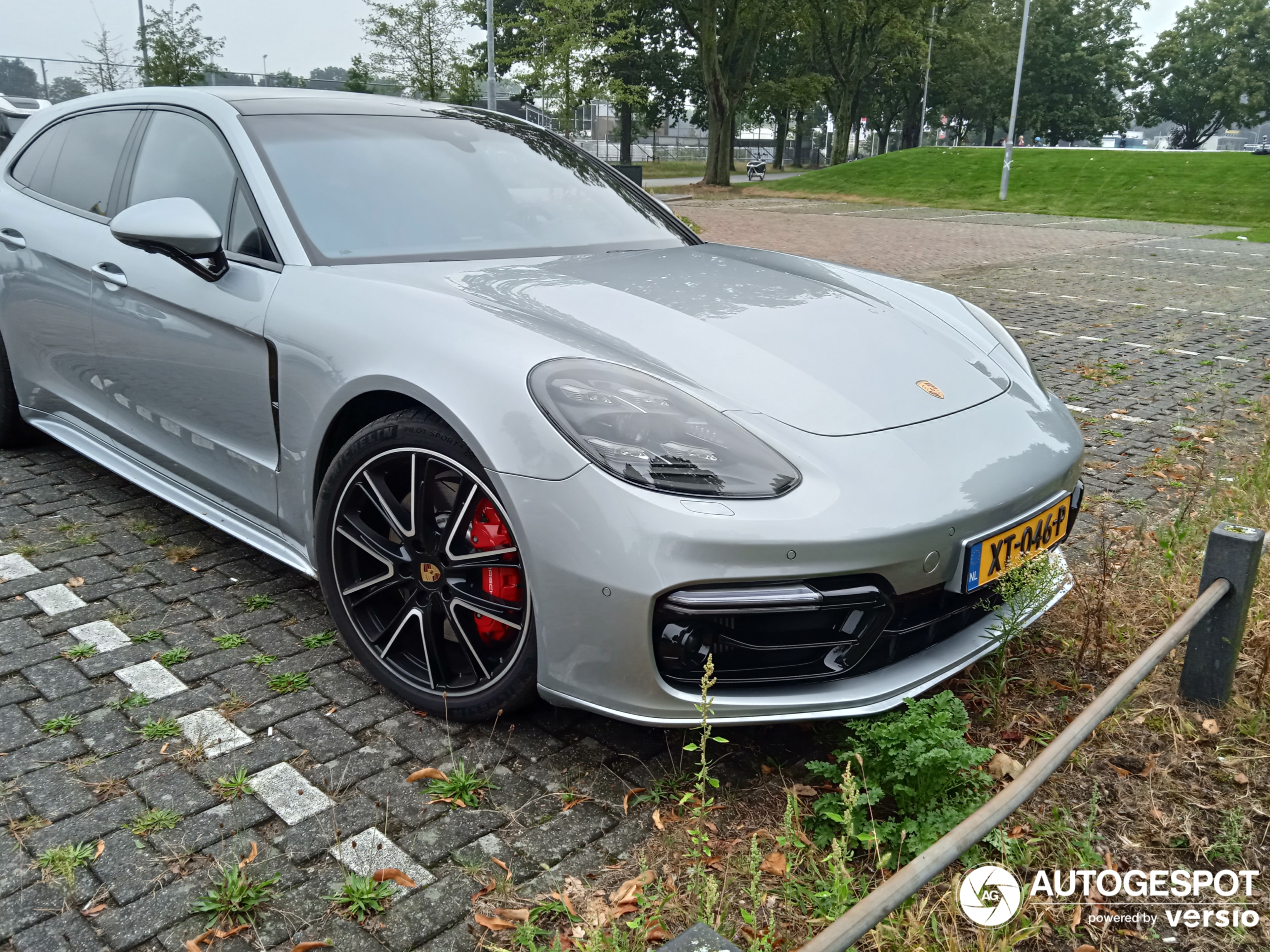 Porsche 971 Panamera GTS Sport Turismo