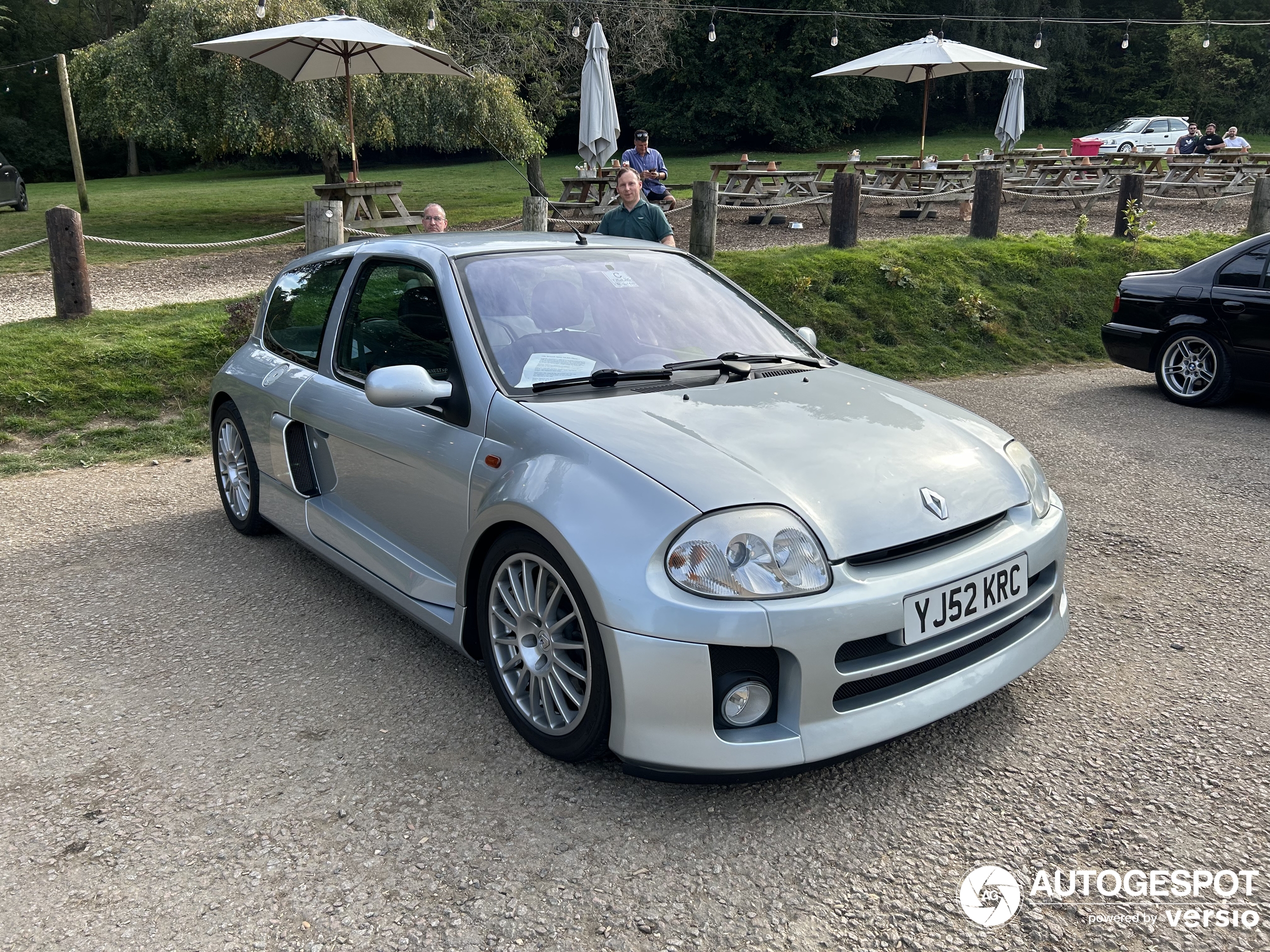 Renault Clio V6