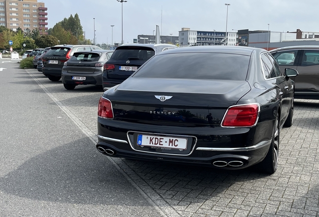 Bentley Flying Spur V8 2021