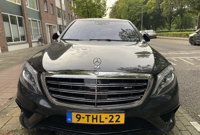 Mercedes-Benz S 63 AMG V222