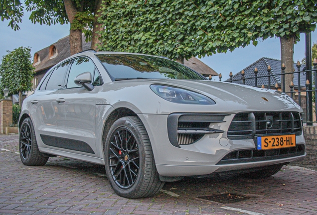 Porsche 95B Macan GTS MkII