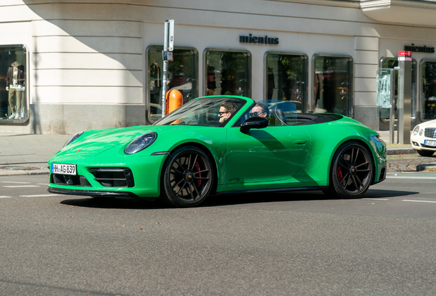 Porsche 992 Carrera GTS Cabriolet