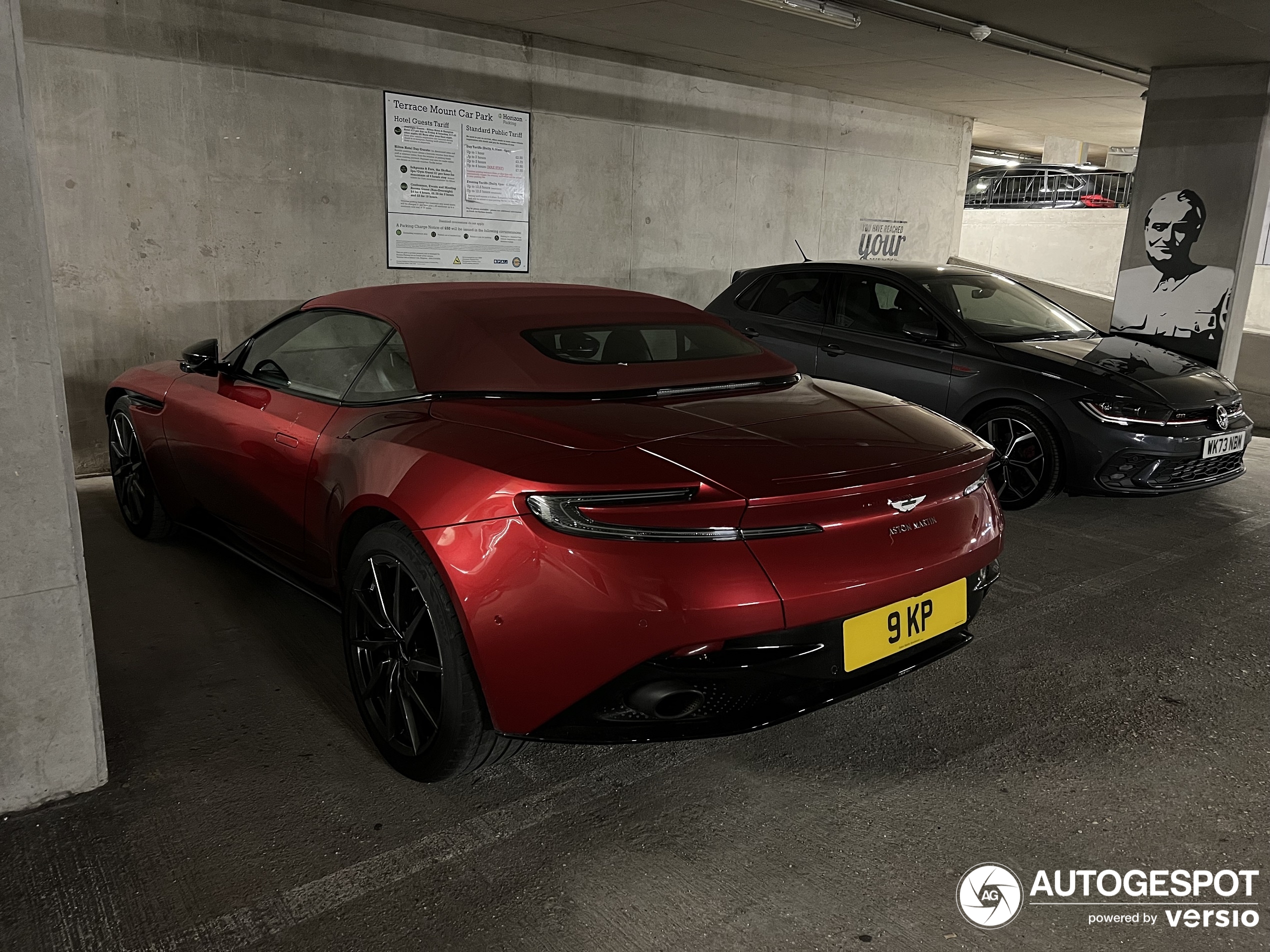 Aston Martin DB11 V8 Volante