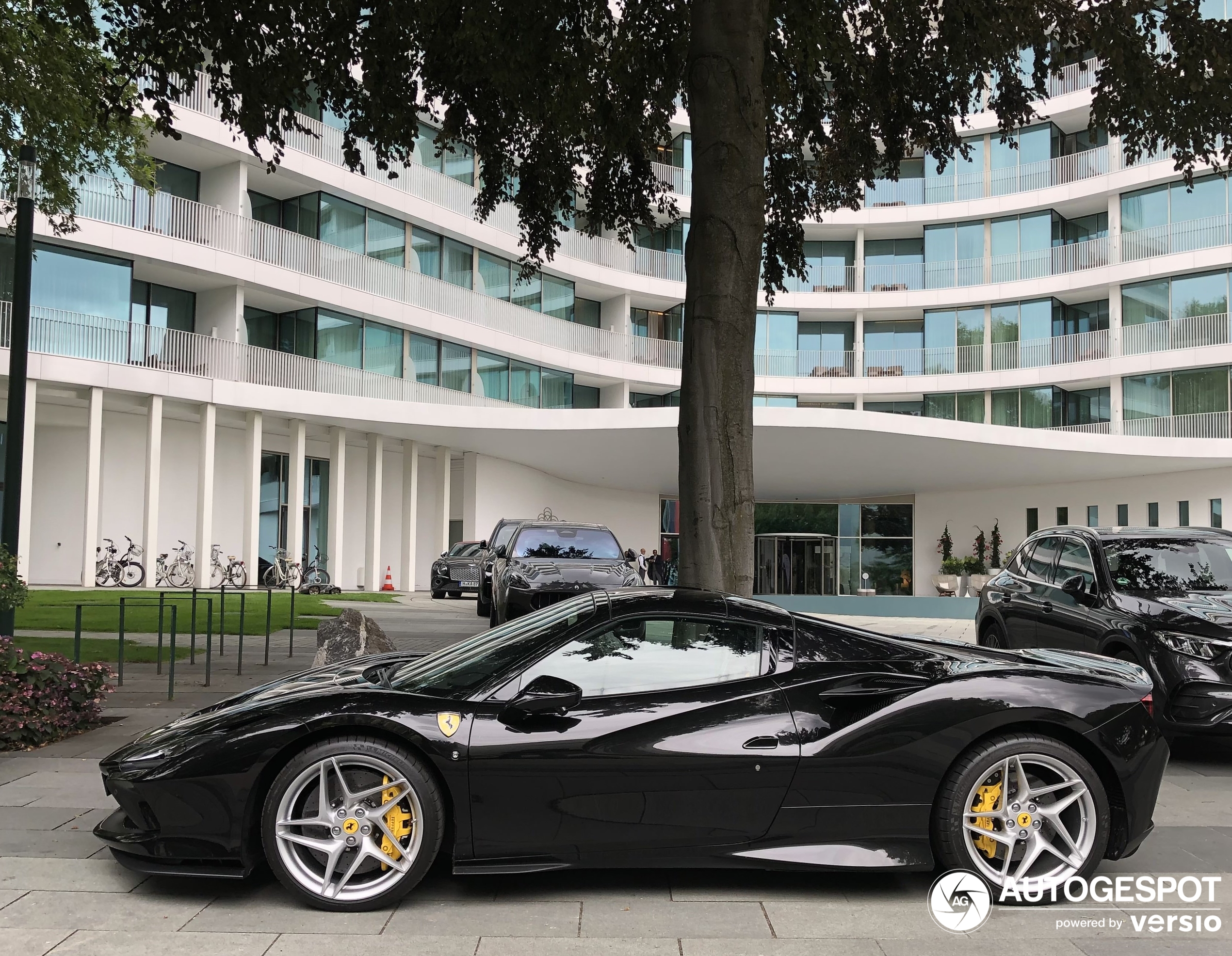 Ferrari F8 Spider