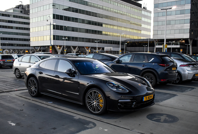 Porsche 971 Panamera Turbo S E-Hybrid