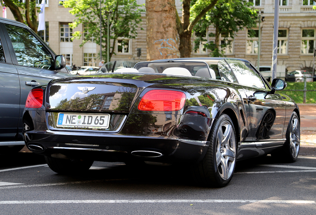 Bentley Continental GTC 2012