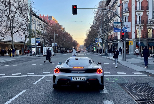 Ferrari 488 Pista