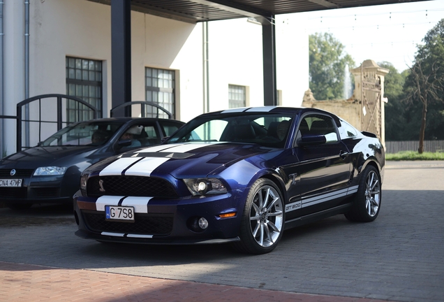 Ford Mustang Shelby GT500 2011