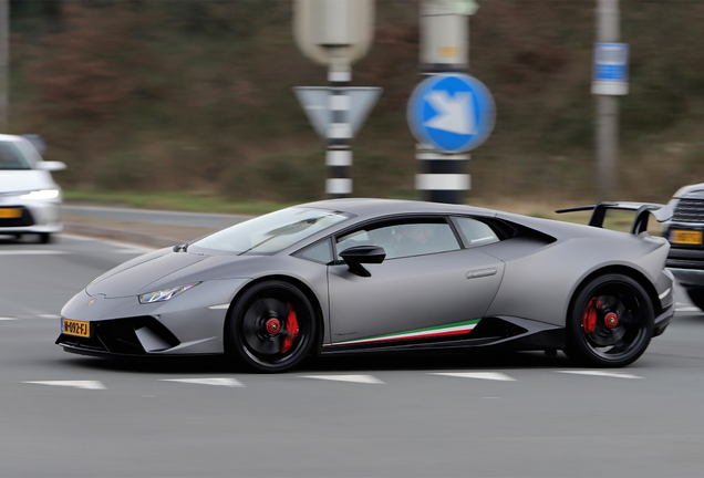 Lamborghini Huracán LP640-4 Performante