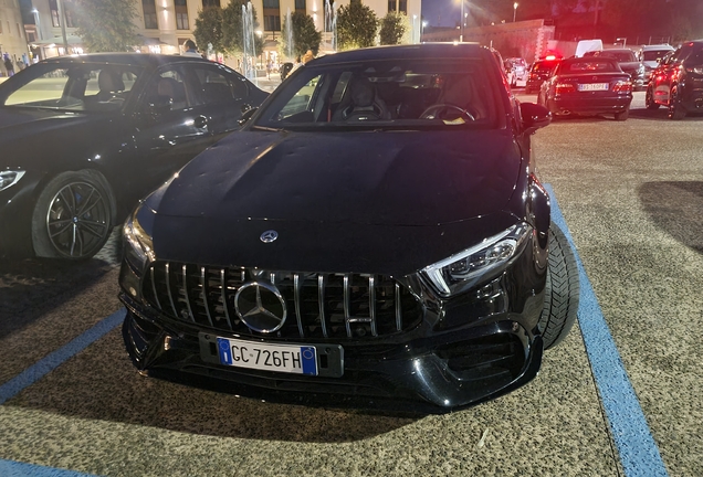 Mercedes-AMG A 45 S W177