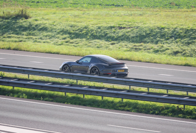 Porsche 992 Turbo S