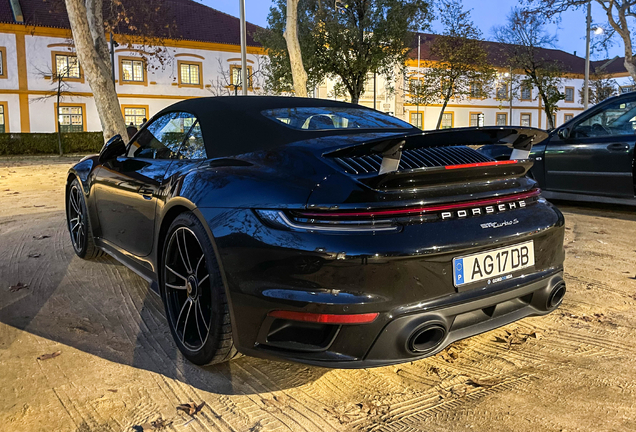 Porsche 992 Turbo S Cabriolet