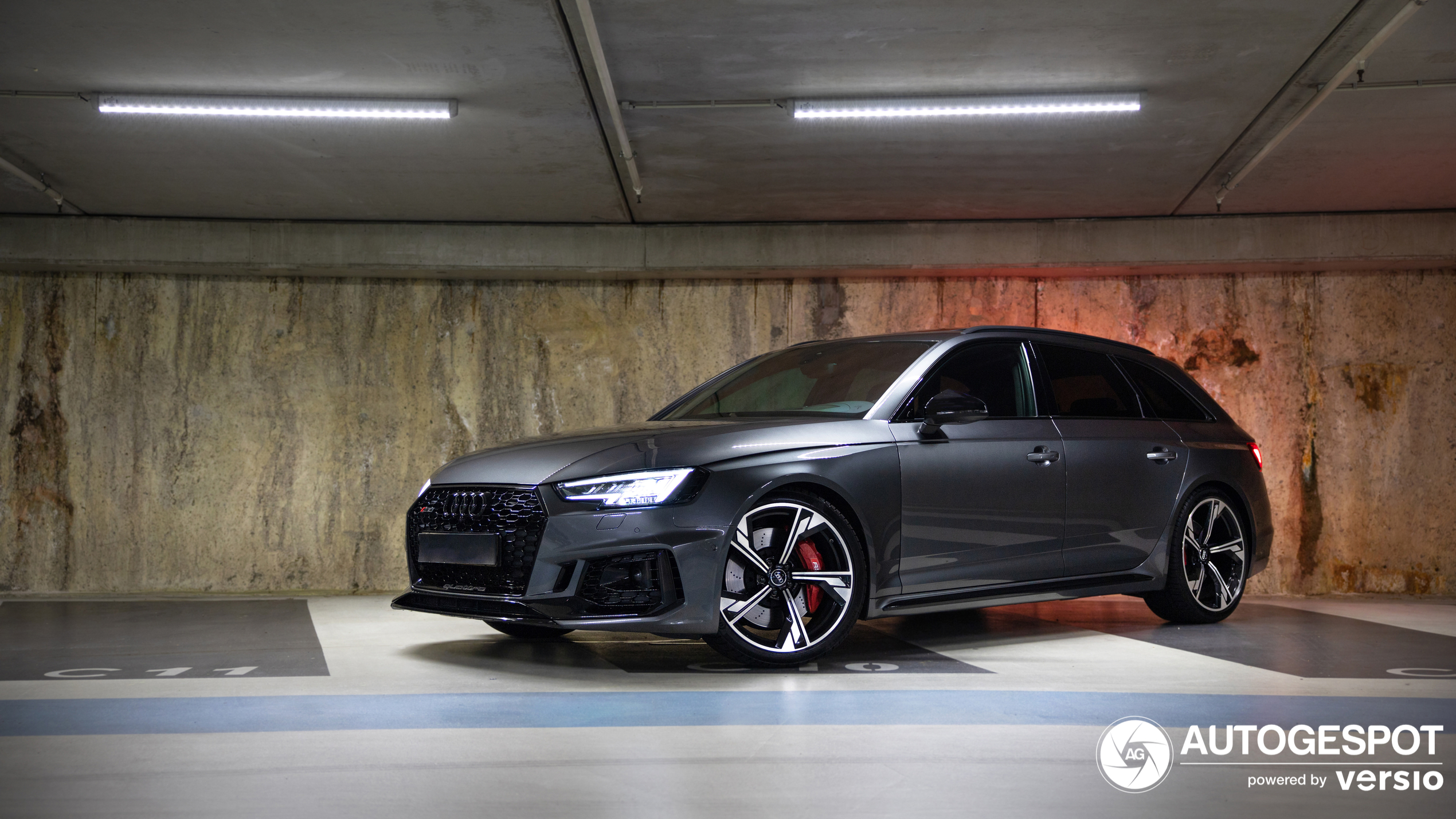 Audi RS4 Avant B9