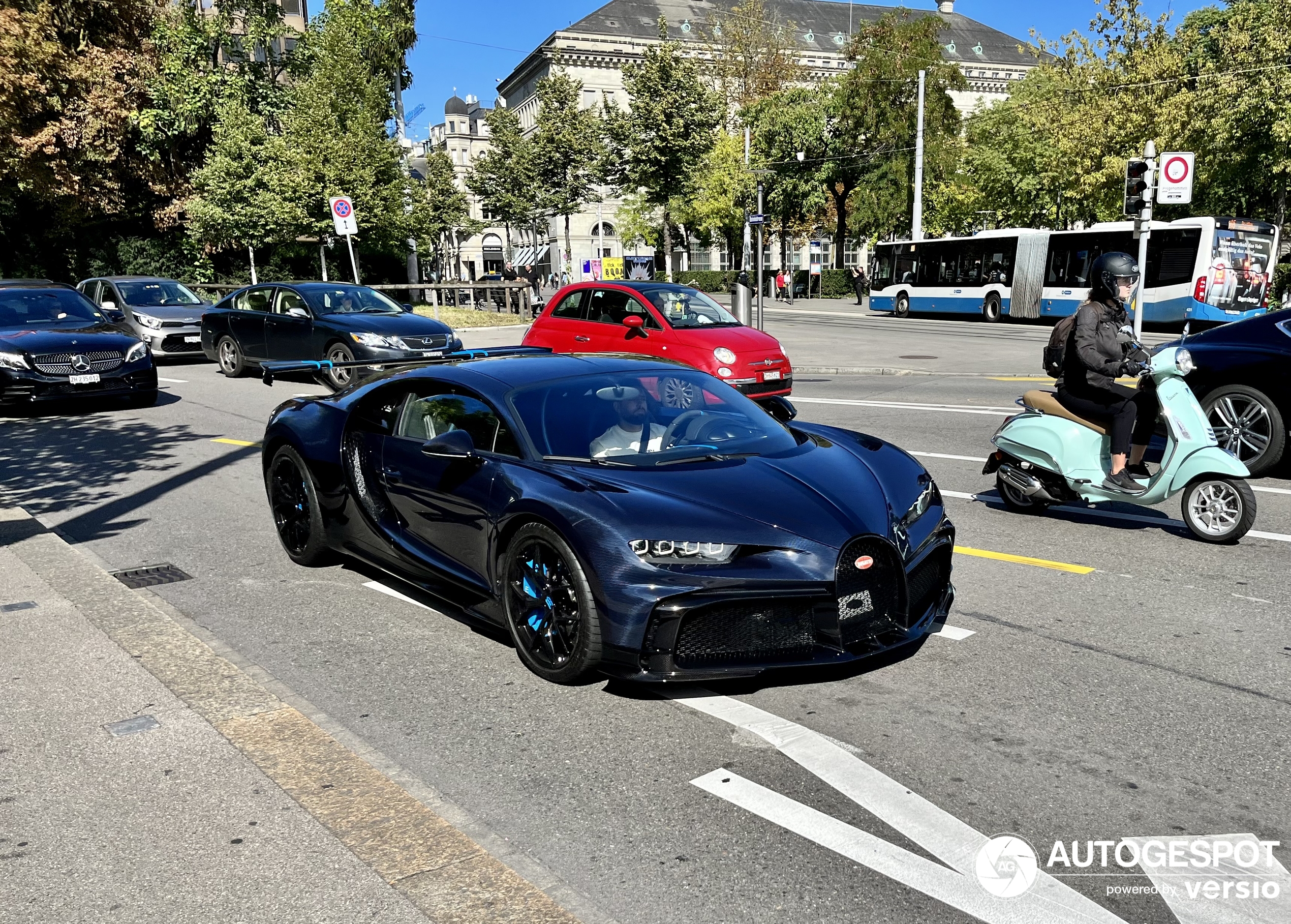 A Chiron Pur Sport shows up in Zürich