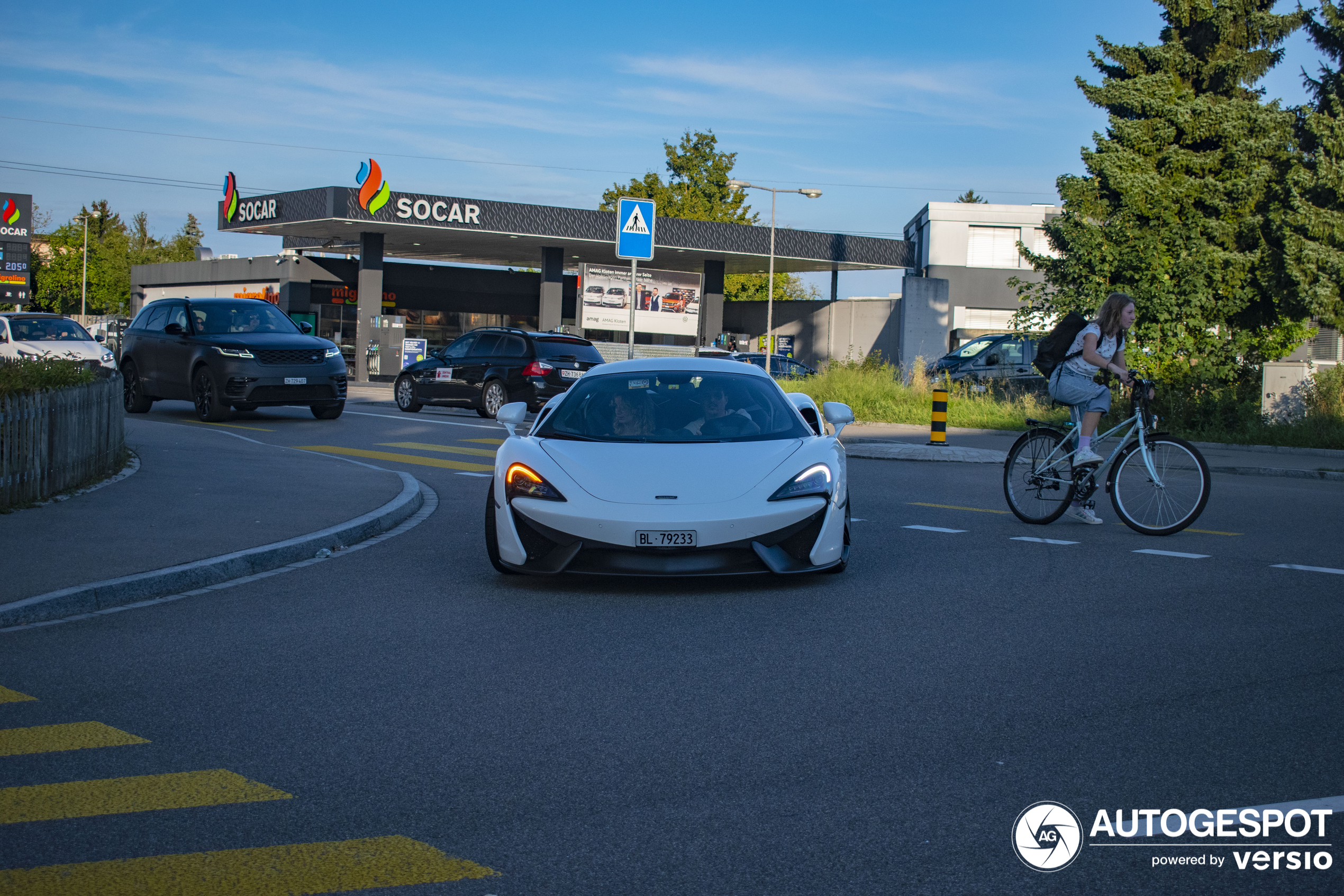 McLaren 570S