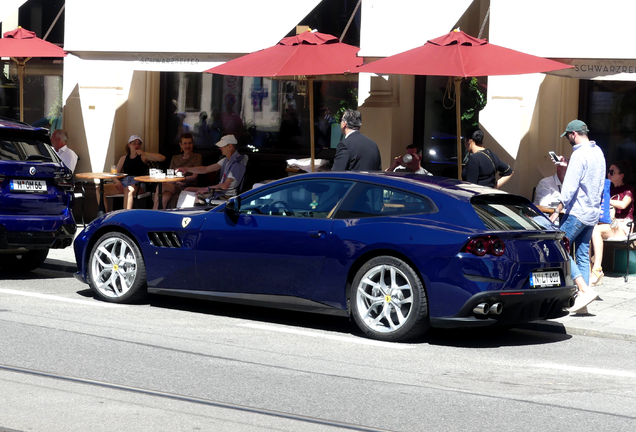 Ferrari GTC4Lusso T