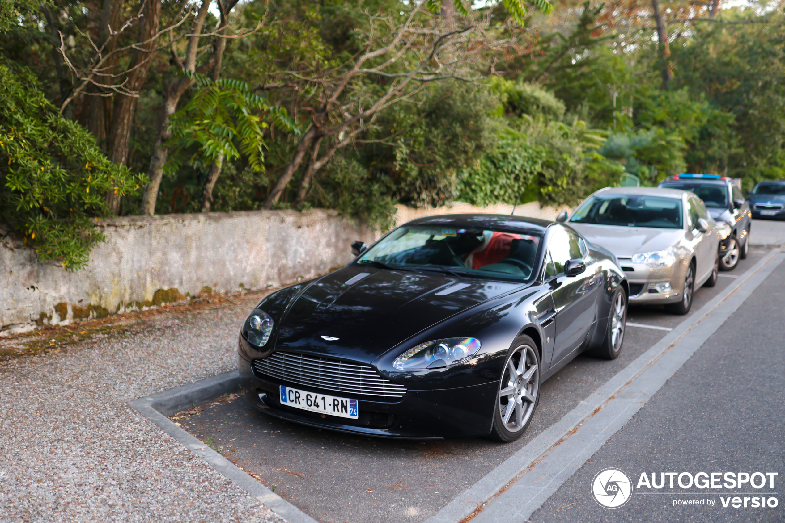 Aston Martin V8 vantage