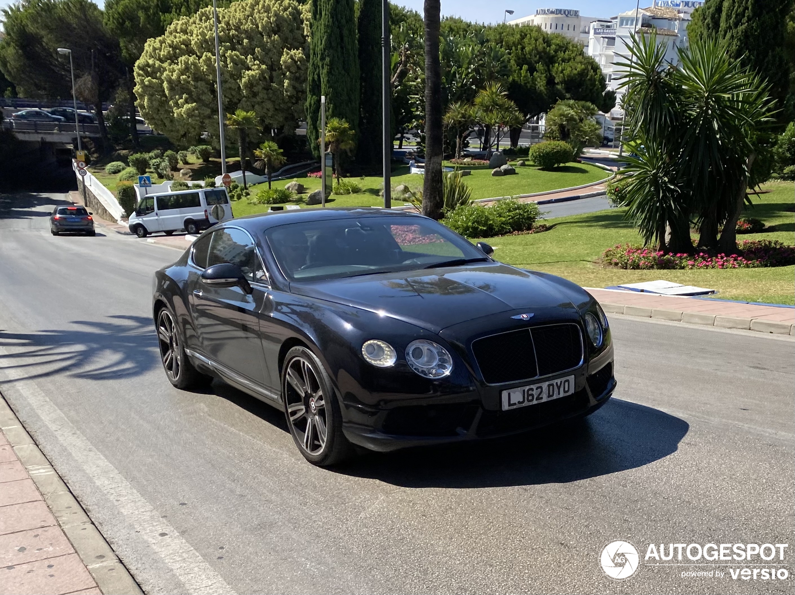 Bentley Continental GT V8