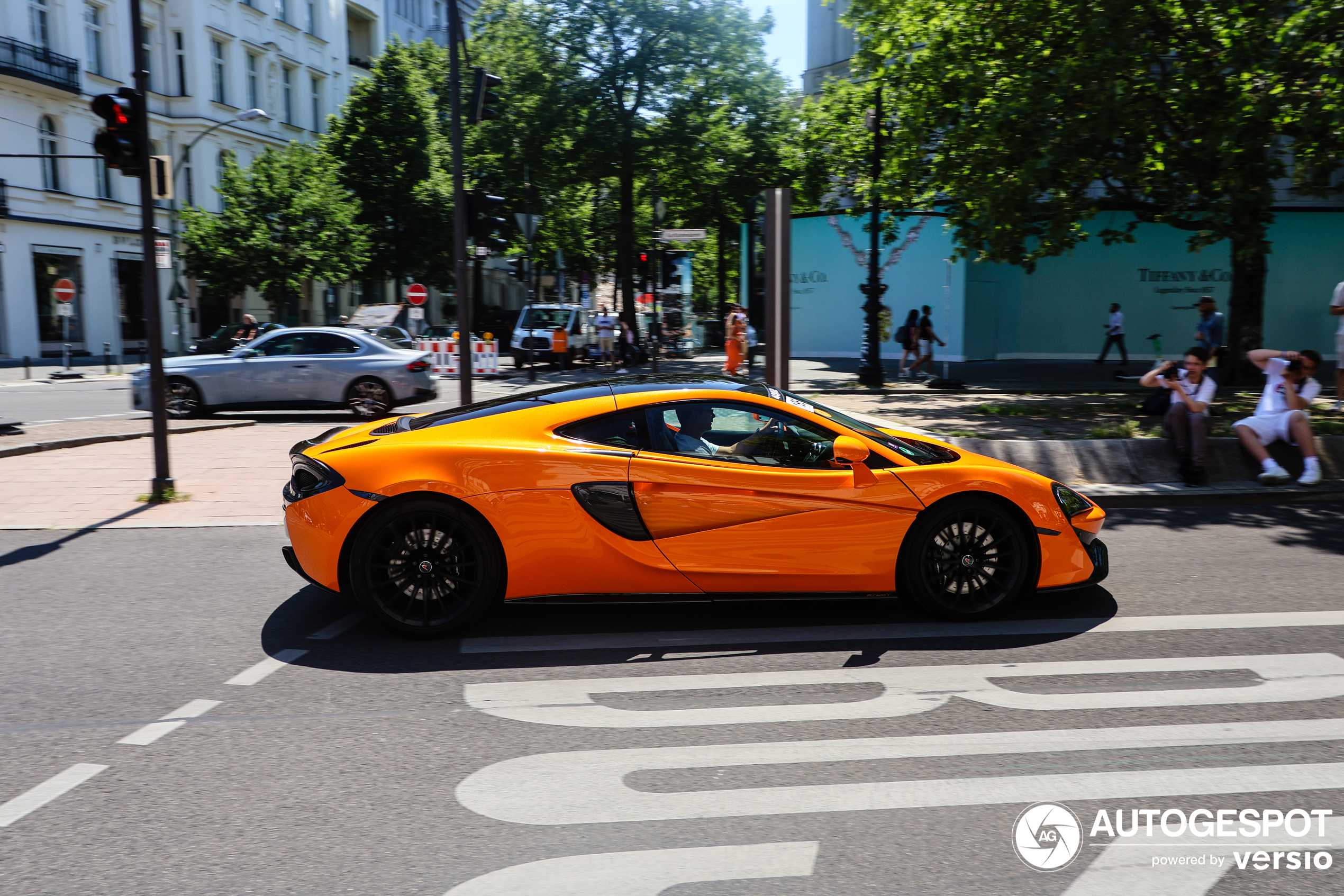 McLaren 570GT