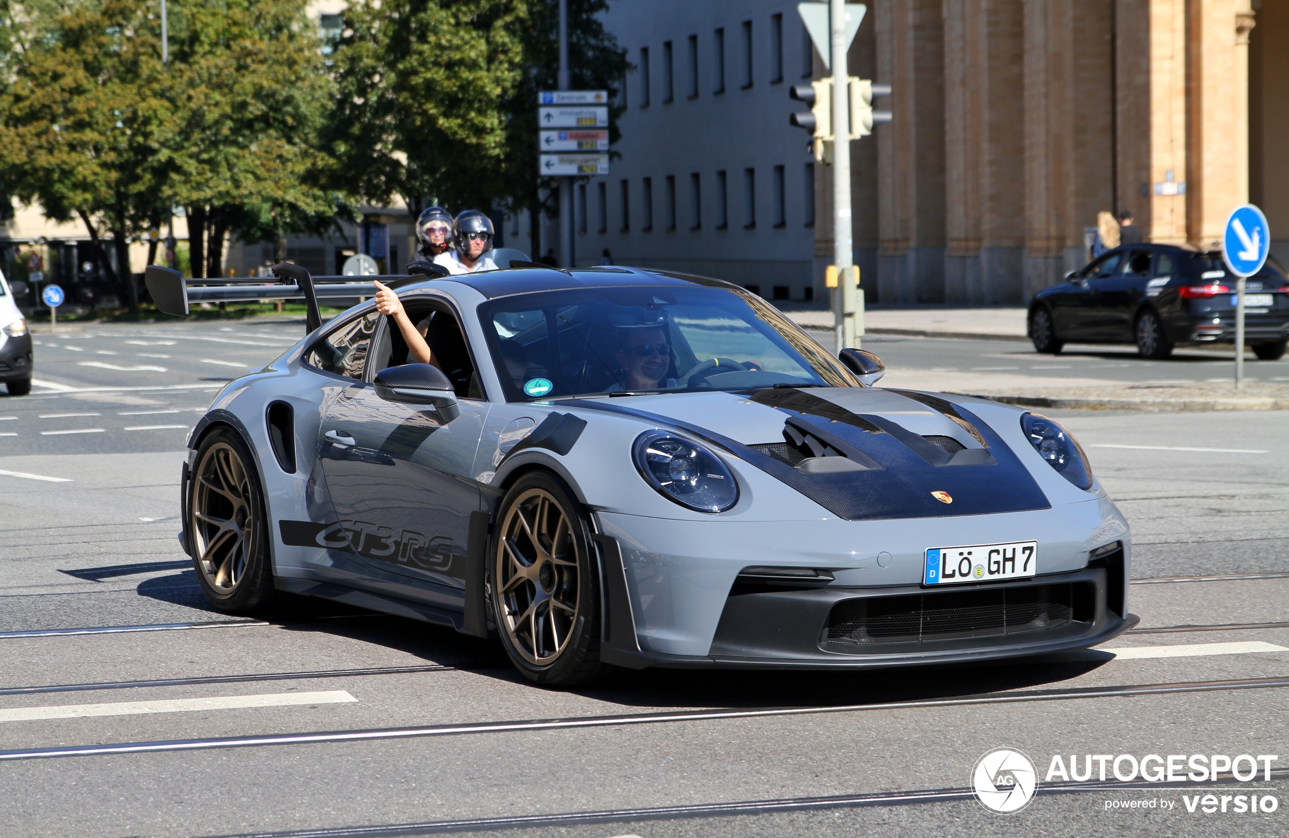 Porsche 992 GT3 RS Weissach Package