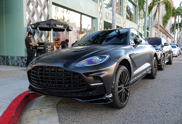 Aston Martin DBX707