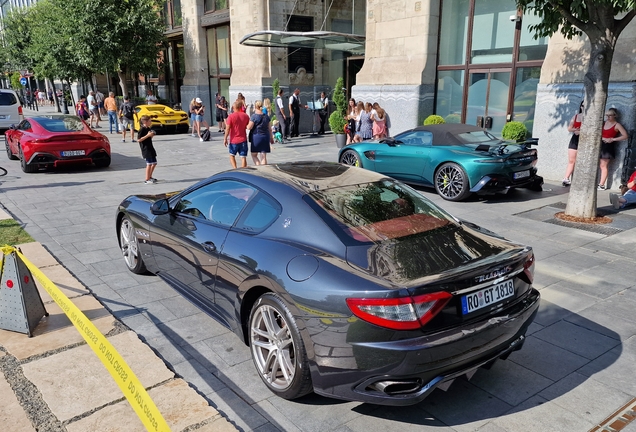 Aston Martin V8 Vantage Formula 1 Edition Roadster