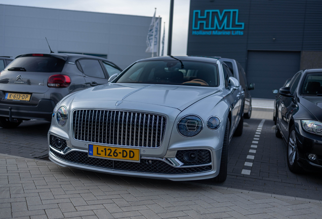 Bentley Flying Spur V8 2021