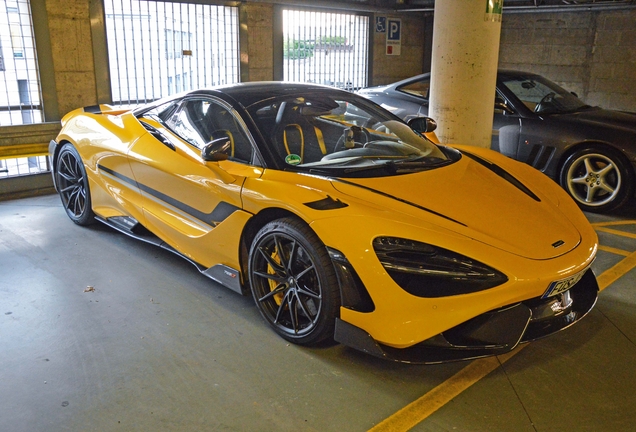 McLaren 765LT Spider